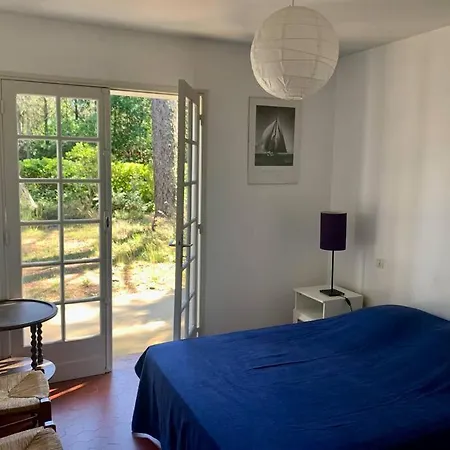 Belle Maison Familiale Independante Avec Jardin. Holiday home Vielle-Saint-Girons